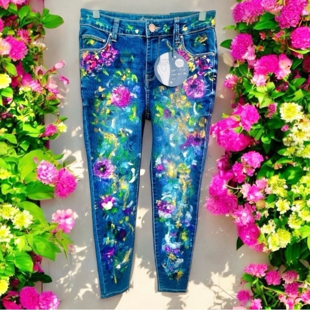 NWT! Blue Age Denim Collection Young Women Hand Painted Jeans Juniors 7